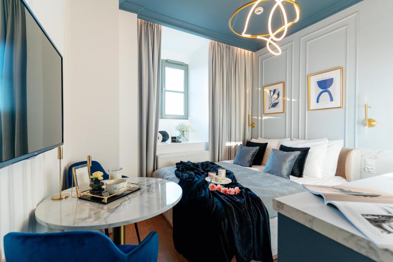 Story - Loftaffair Collection Apartamentų viešbutis